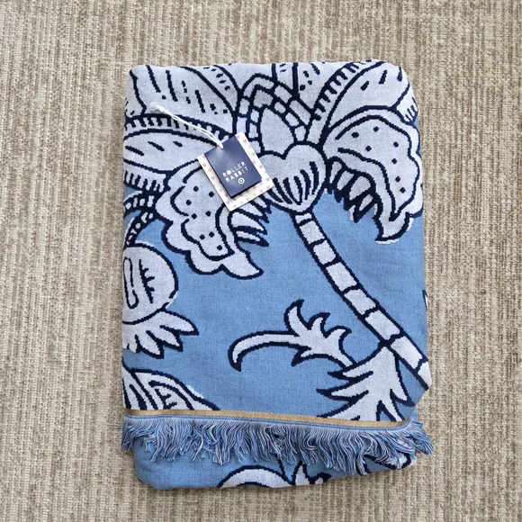 Roller Rabbit x Target Set - Blue Canvas Tote Bag & Floral Vines Beach Towel - Picture 2 of 15